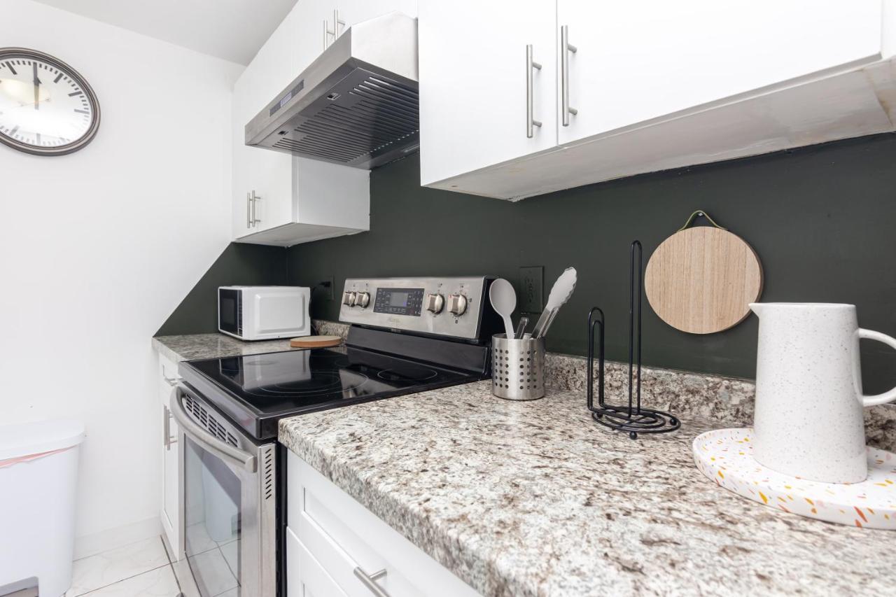 One Bedroom Apartment - With Parking & Balcony - Heart Of Wynwood Miami Bagian luar foto