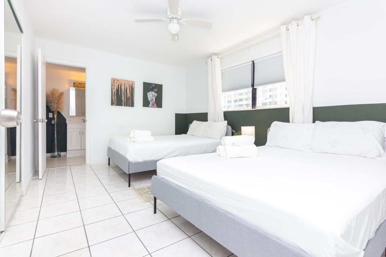 One Bedroom Apartment - With Parking & Balcony - Heart Of Wynwood Miami Bagian luar foto