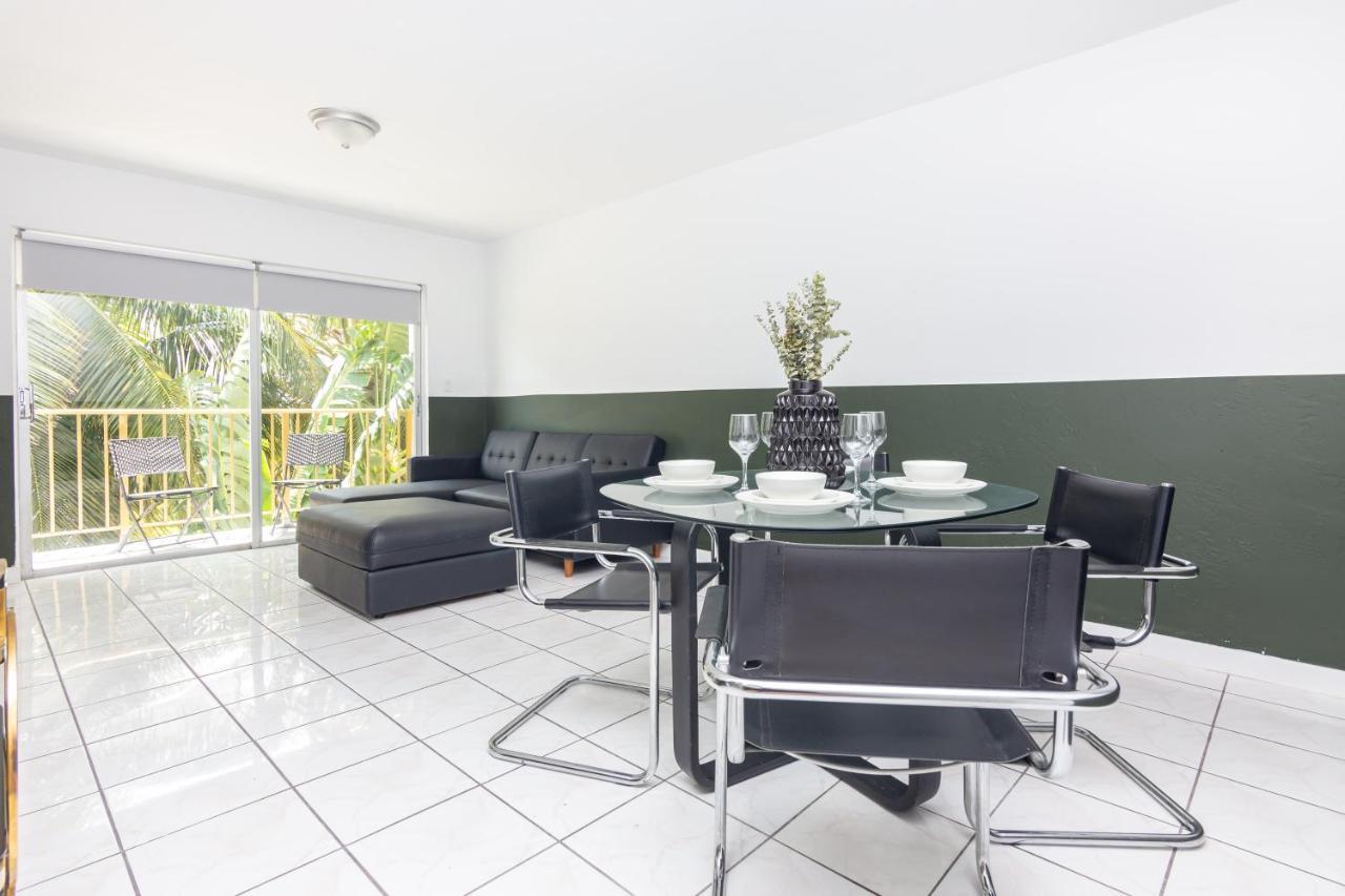 One Bedroom Apartment - With Parking & Balcony - Heart Of Wynwood Miami Bagian luar foto